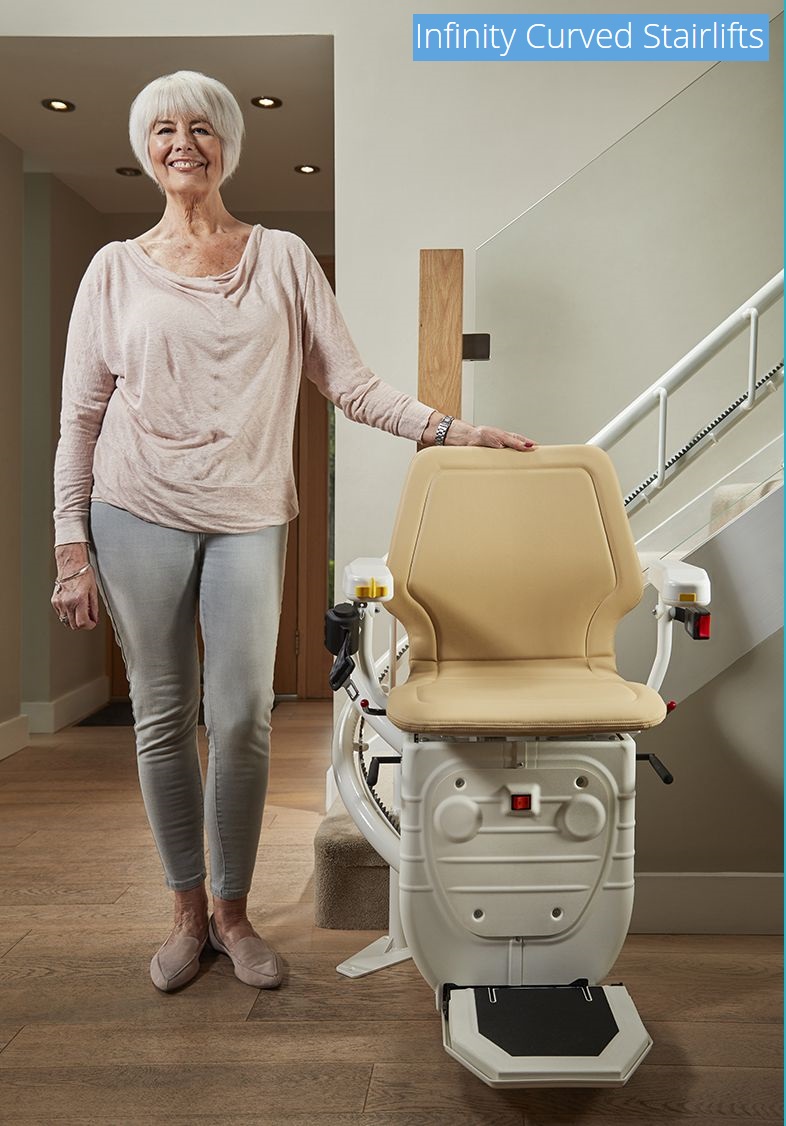 Bespoke_Stairlift_Infinity_Curved_Lift_web-c7369